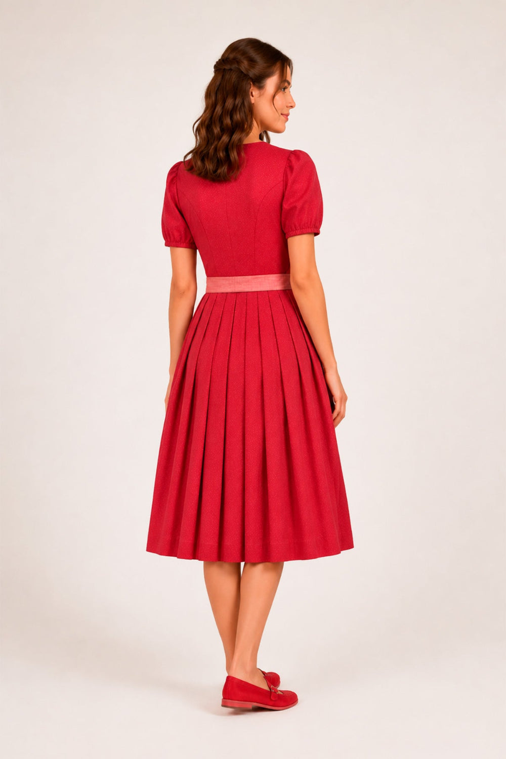 felicitas-damen-dirndl-dalita-hochgeschlossen-mit-puff-rmel image 2