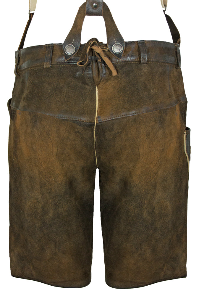 trachtenland-maddox-gretel-kurze-damen-lederhose-mit-hosentr-gern-dunkelbraun-an image 6