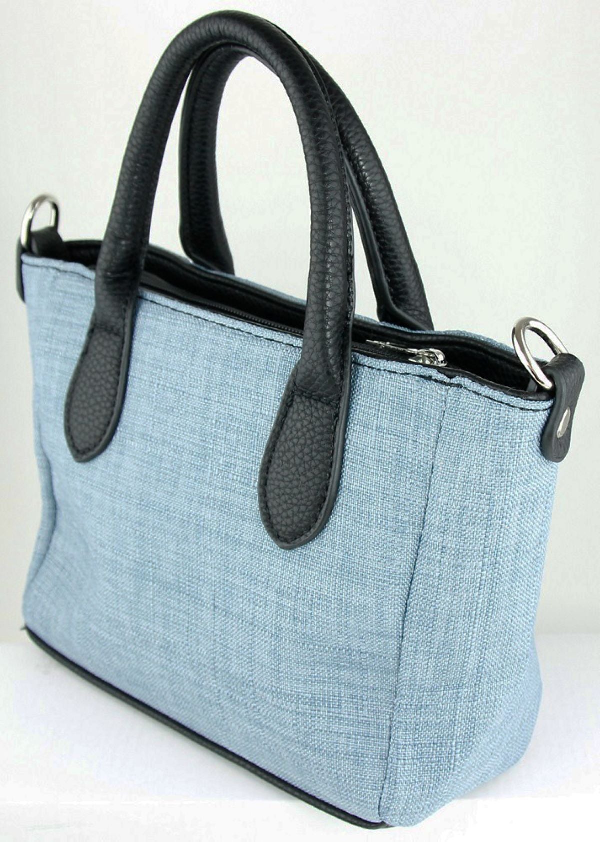 trachtenland-handtasche-katrina-mit-metallapplikation-hellblau image 7