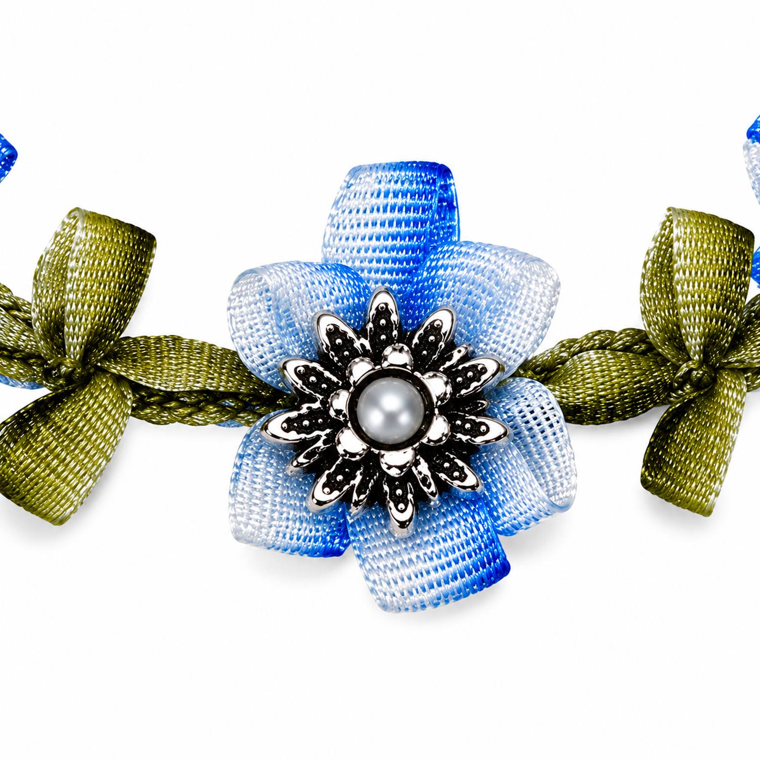 luisia-stoffbl-tencollier-seraphine-48365-blau-mit-edelwei-kropfband image 4