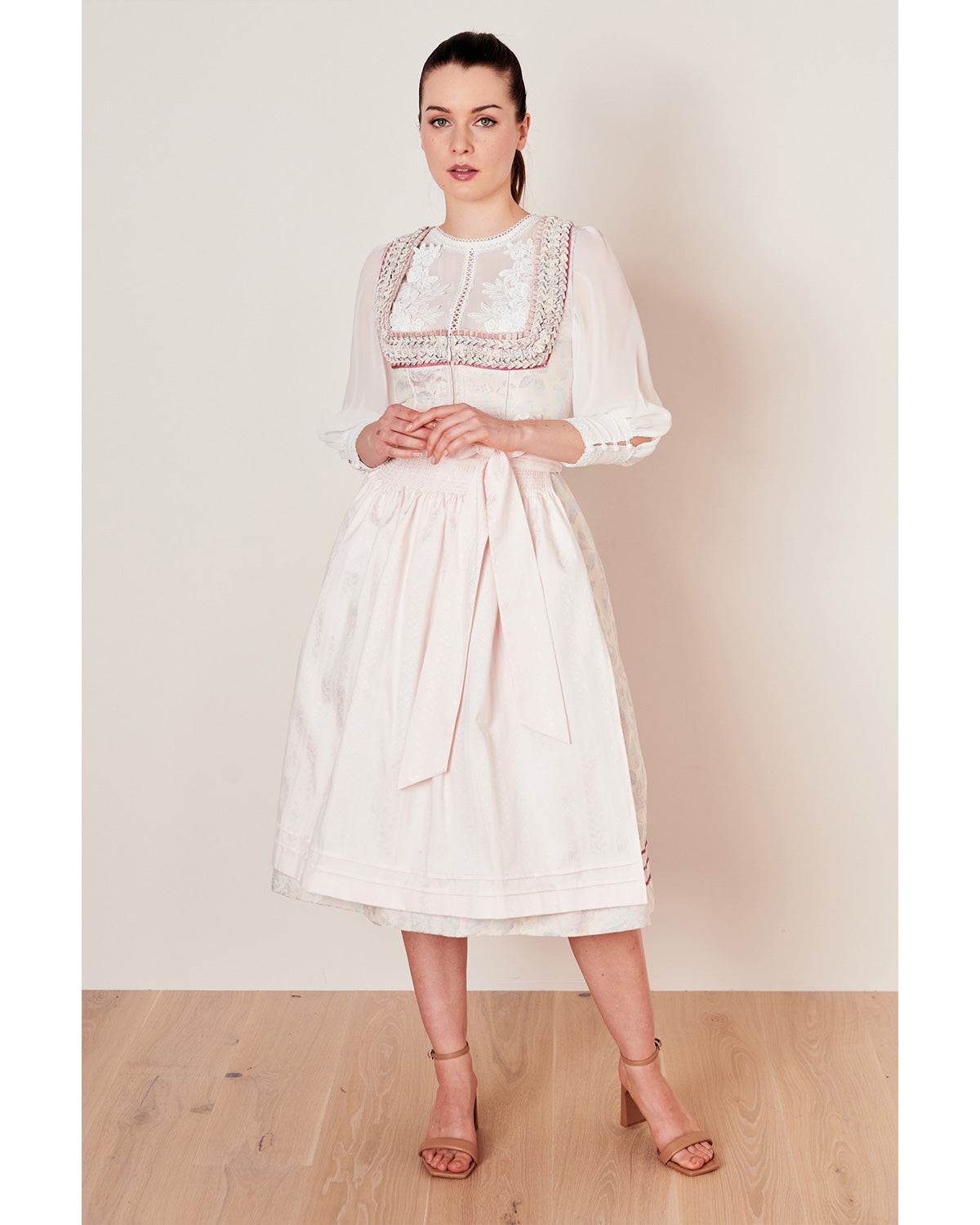 kr-ger-collection-dirndl-clara-112866-rose-70cm image 4