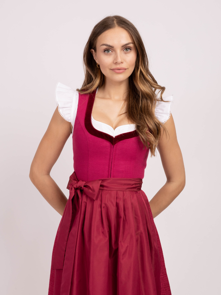 heimatgl-ck-dirndl-vanessa-feschi-kooperation-samtblende image 2