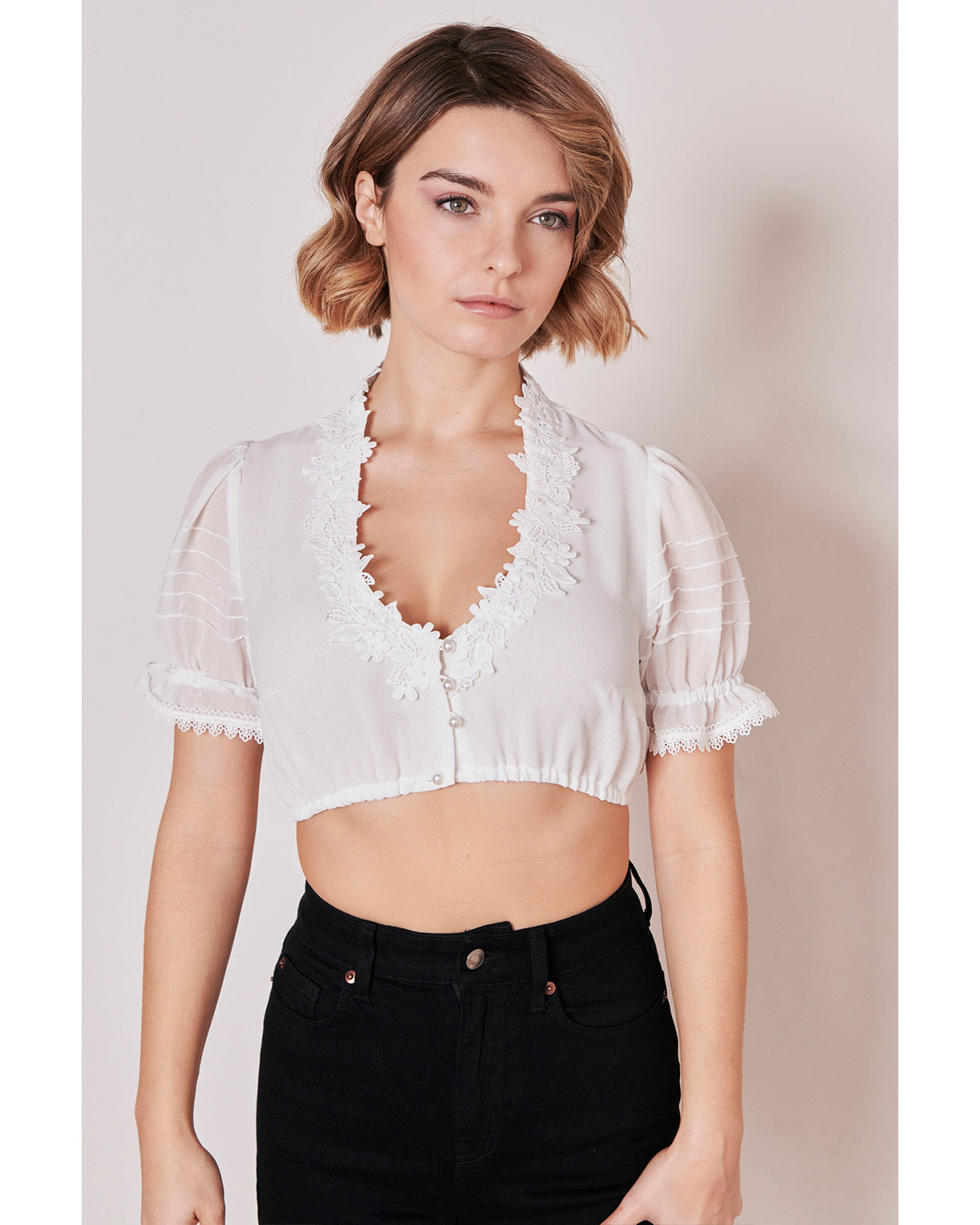 kr-ger-collection-dirndlbluse-luka-211466-kurzarm-ecru image 7