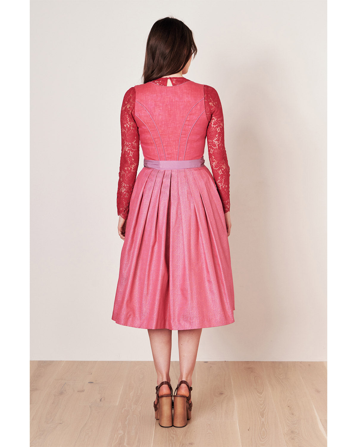 trachtenland-kr-ger-collection-dirndl-linette-115667-rot-60-cm image 4