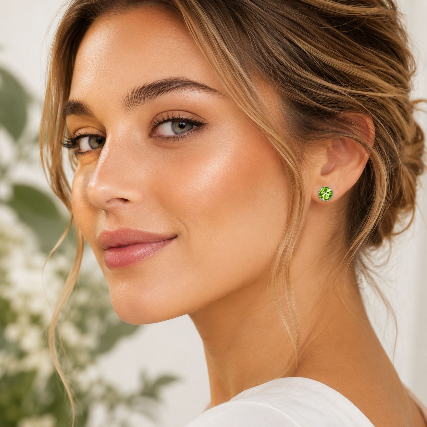 trachtenland-luisia-solit-r-ohrstecker-joy-peridot-swarovski image 2