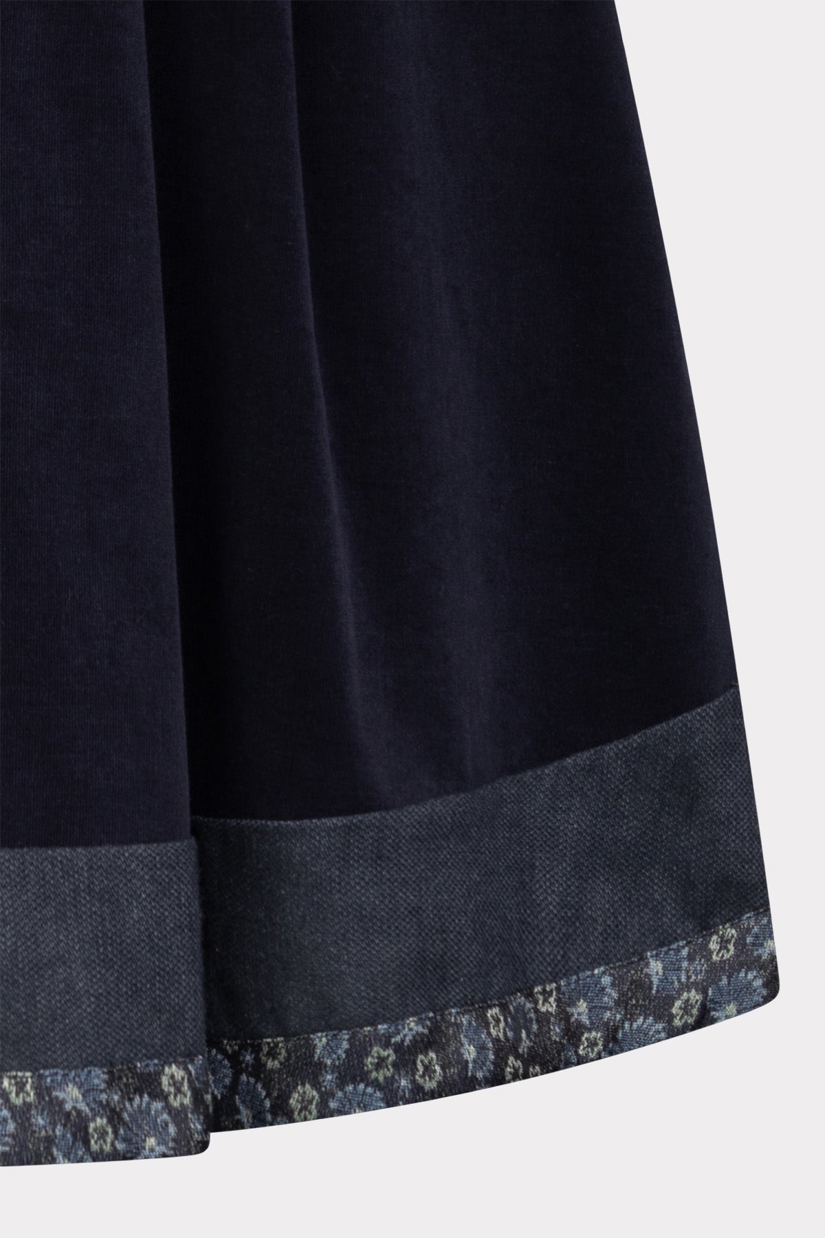 felicitas-rock-rina-damen-trachtenrock-blau-mit-denimsaum image 4