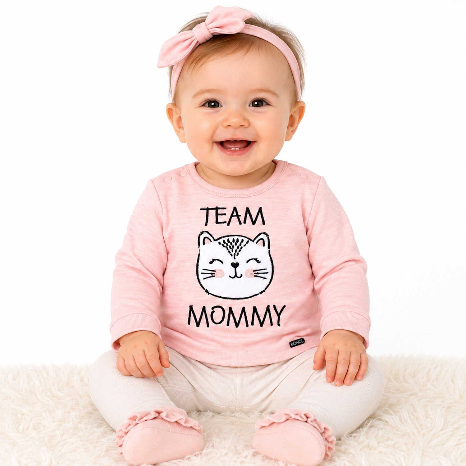 trachtenland-bondi-baby-langarmshirt-k-tzchen-93701-apricot-schwarz-pullover image 7