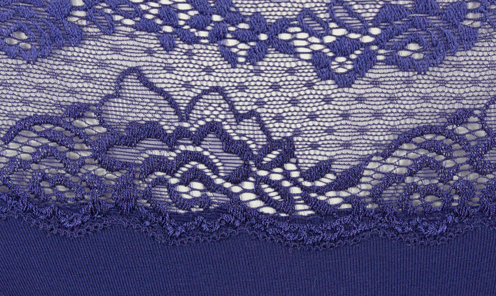 nina-von-c-bikinislip-mit-spitze-lapis-tiefblau image 5