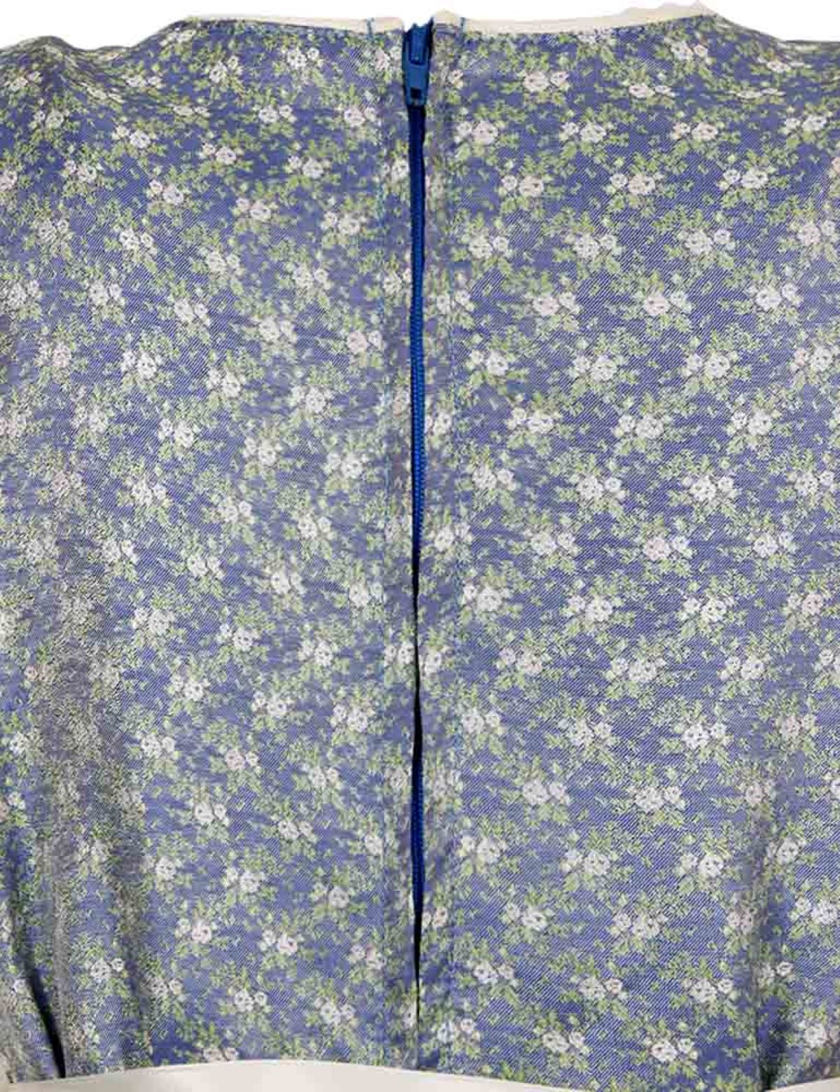 isar-trachten-kinder-dirndl-sarah-3-tlg-mit-bluse-und-spitzensch-rze-63202-blau- image 7