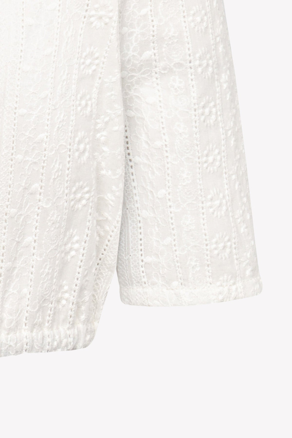 felicitas-gisa-damen-dirndlbluse-wei-elegant image 3