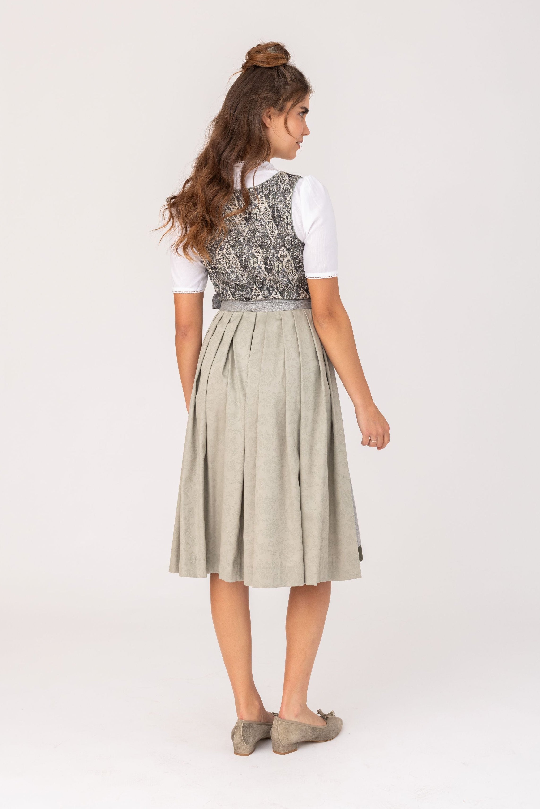 felicitas-dirndl-dorothea-sally-grau-baumwolle image 3