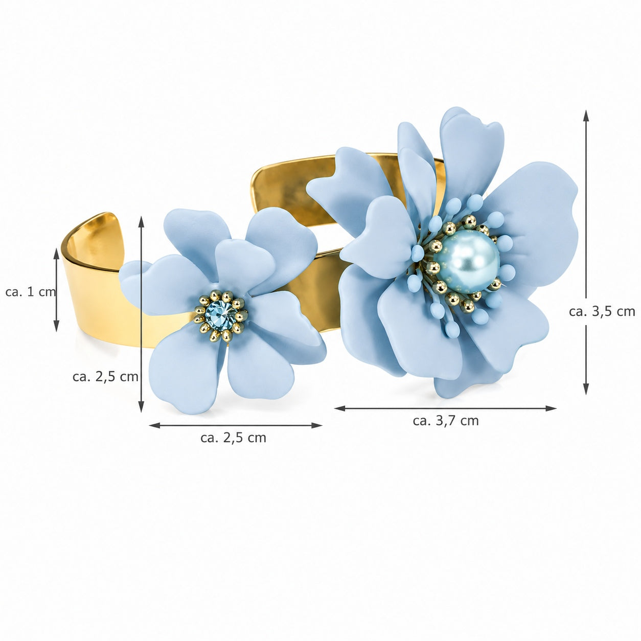 luisia-armreif-nelia-blumen-hellblau-16-karat-vergoldet image 5