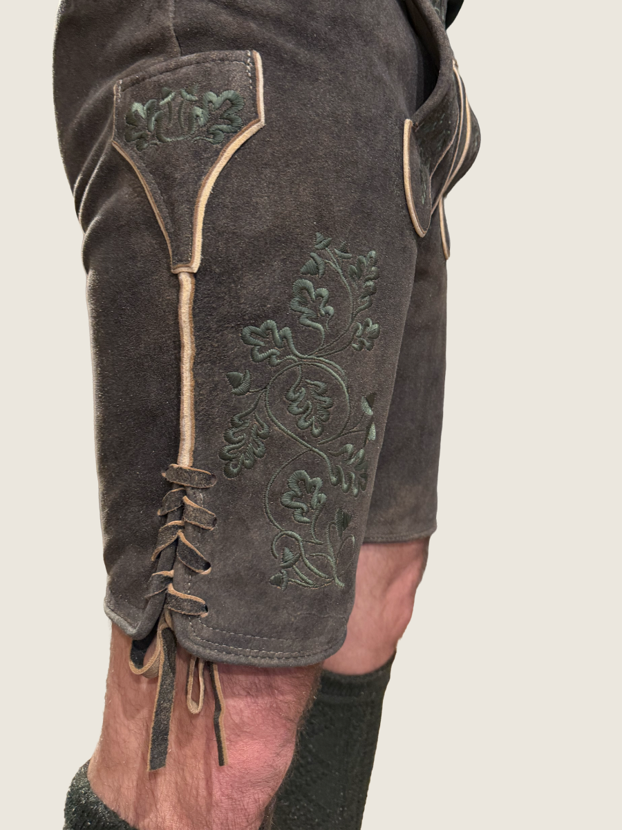 heimatgl-ck-lederhose-herzogstand-bock-dunkel-tanne-herren image 2