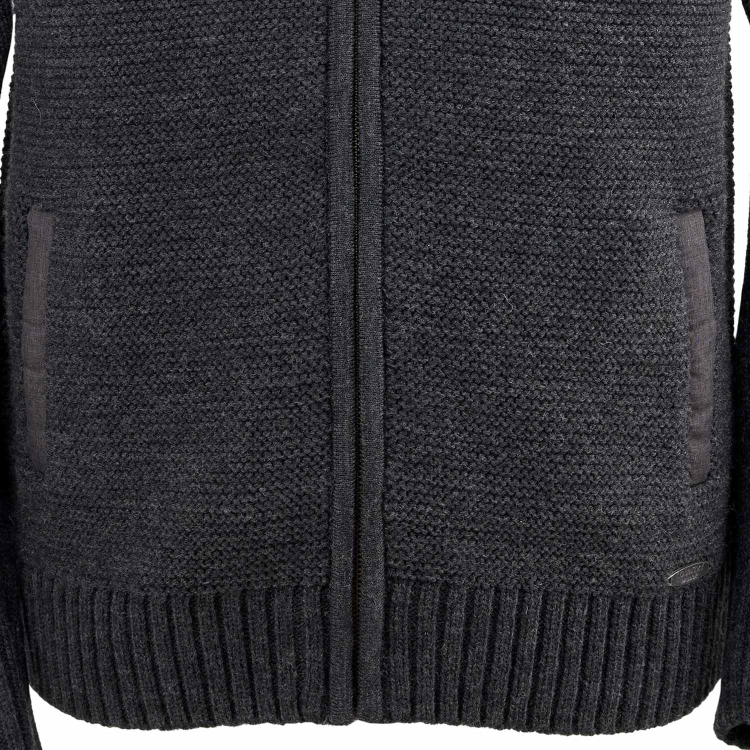 trachtenland-maddox-herren-trachten-strickjacke-bruneck-mit-kapuze-anthrazit image 8