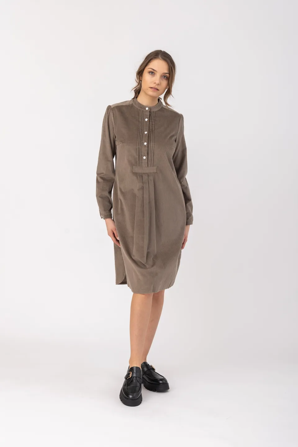 felicitas-damen-kleid-kleo-baumwollcord-stehkragen-langarm image 1