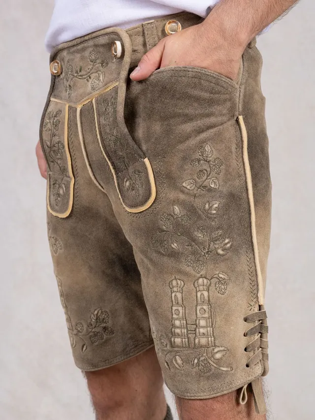 heimatgl-ck-lederhose-frauenkirche-bock-herren-wildbock image 1