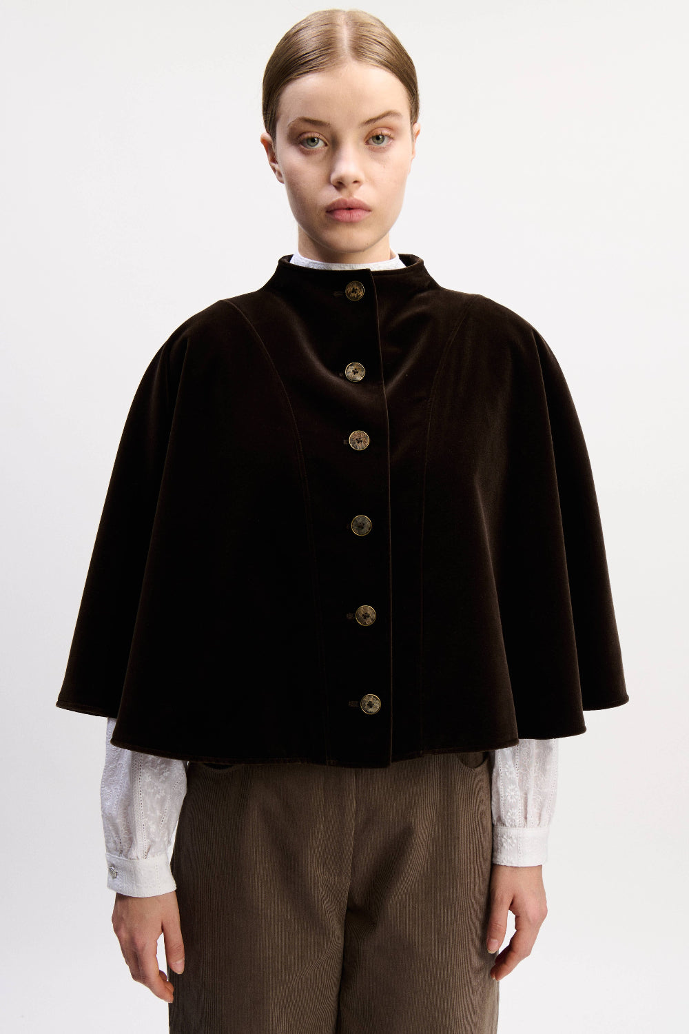 felicitas-damen-cape-cili-baumwoll-samt-cape-mit-knopfleiste image 1
