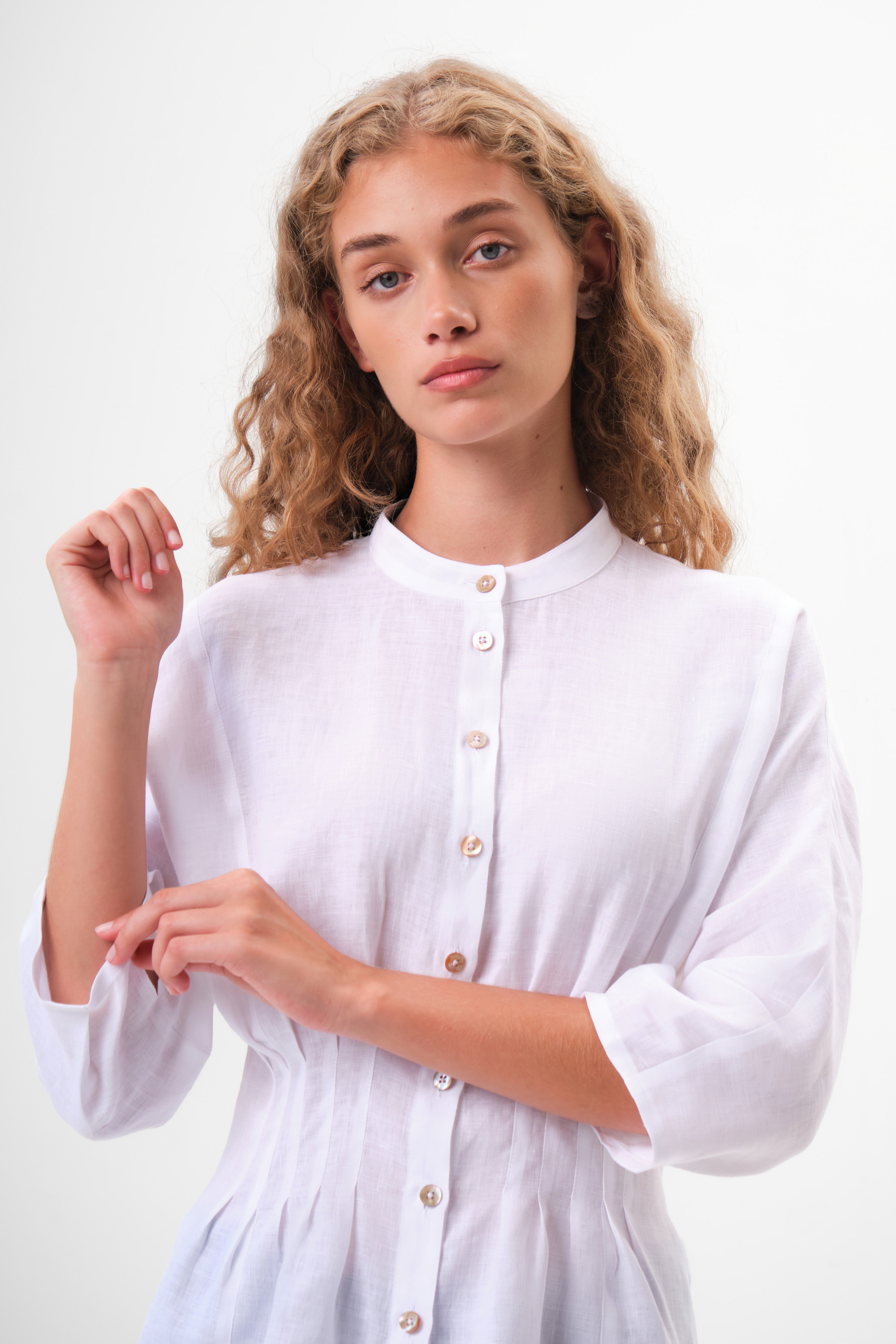 felicitas-damen-bluse-blairette-aus-leinen-mit-stehkragen image 3