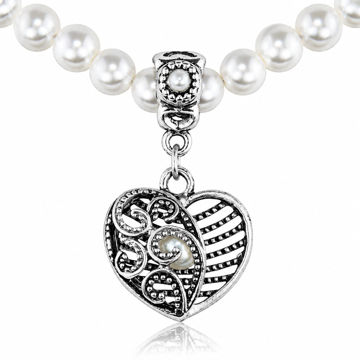 trachtenland-luisia-perlenkette-ariela-mit-herzanh-nger-collier image 1