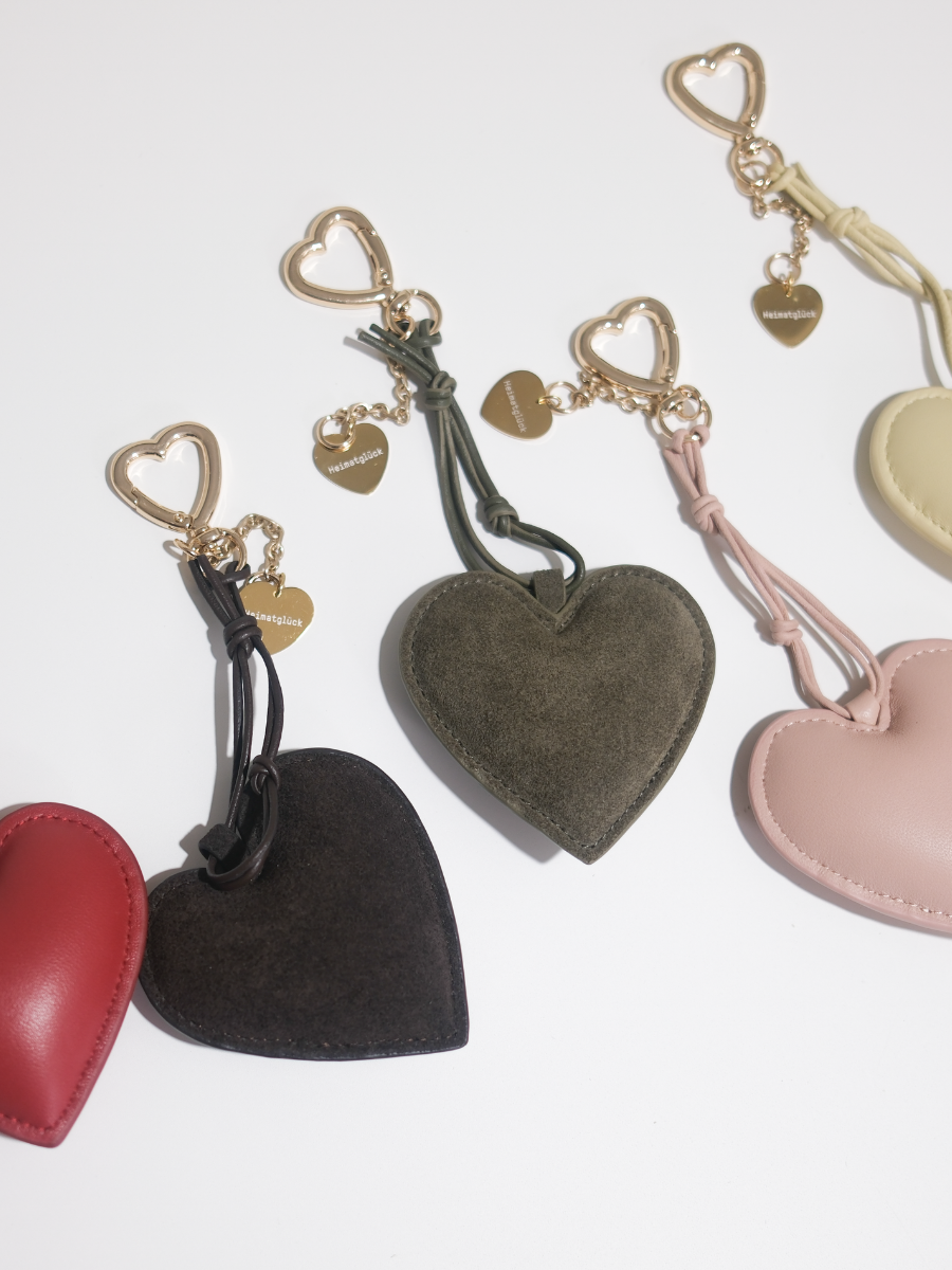 heimatgl-ck-lucy-heart-charm-amore-rosa-glattleder image 2