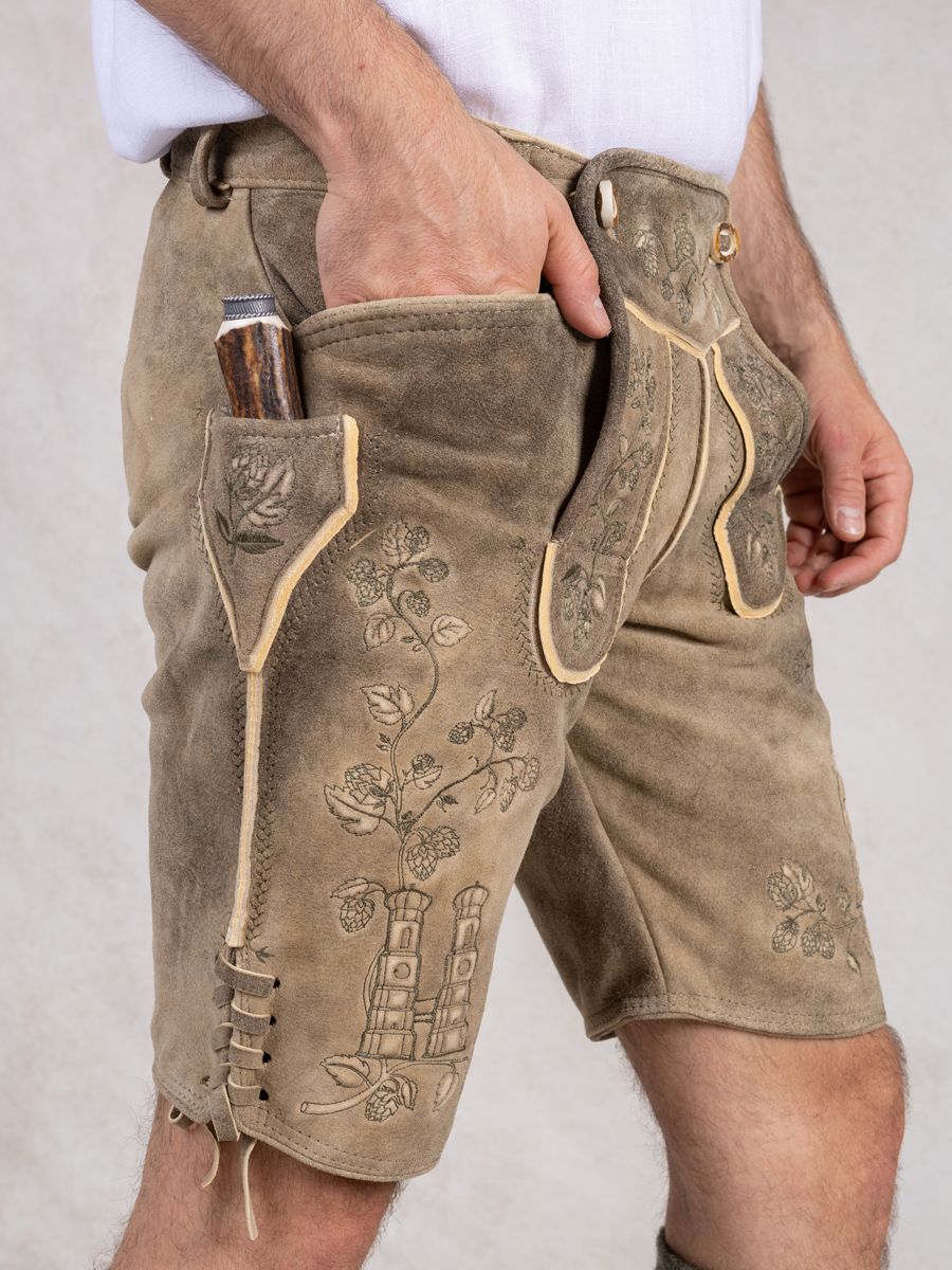 heimatgl-ck-lederhose-frauenkirche-bock-herren-wildbock image 2