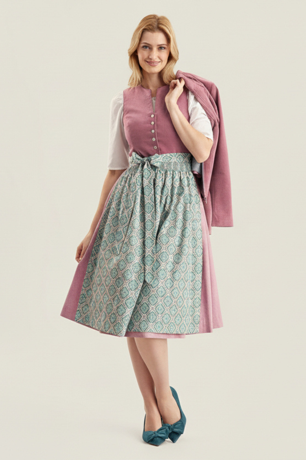 felicitas-damen-dirndl-dorle-hochgeschlossen-mit-sch-rze-sally image 4