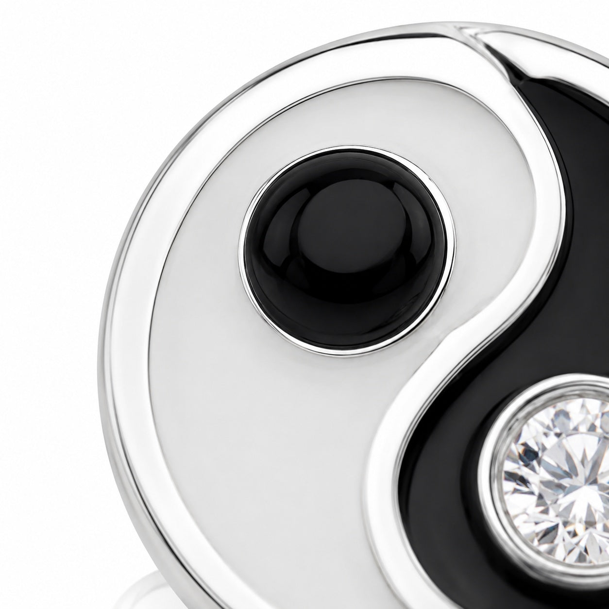 trachtenland-luisia-ohrstecker-yin-yang-mit-swarovski-kristall-925-silber image 6